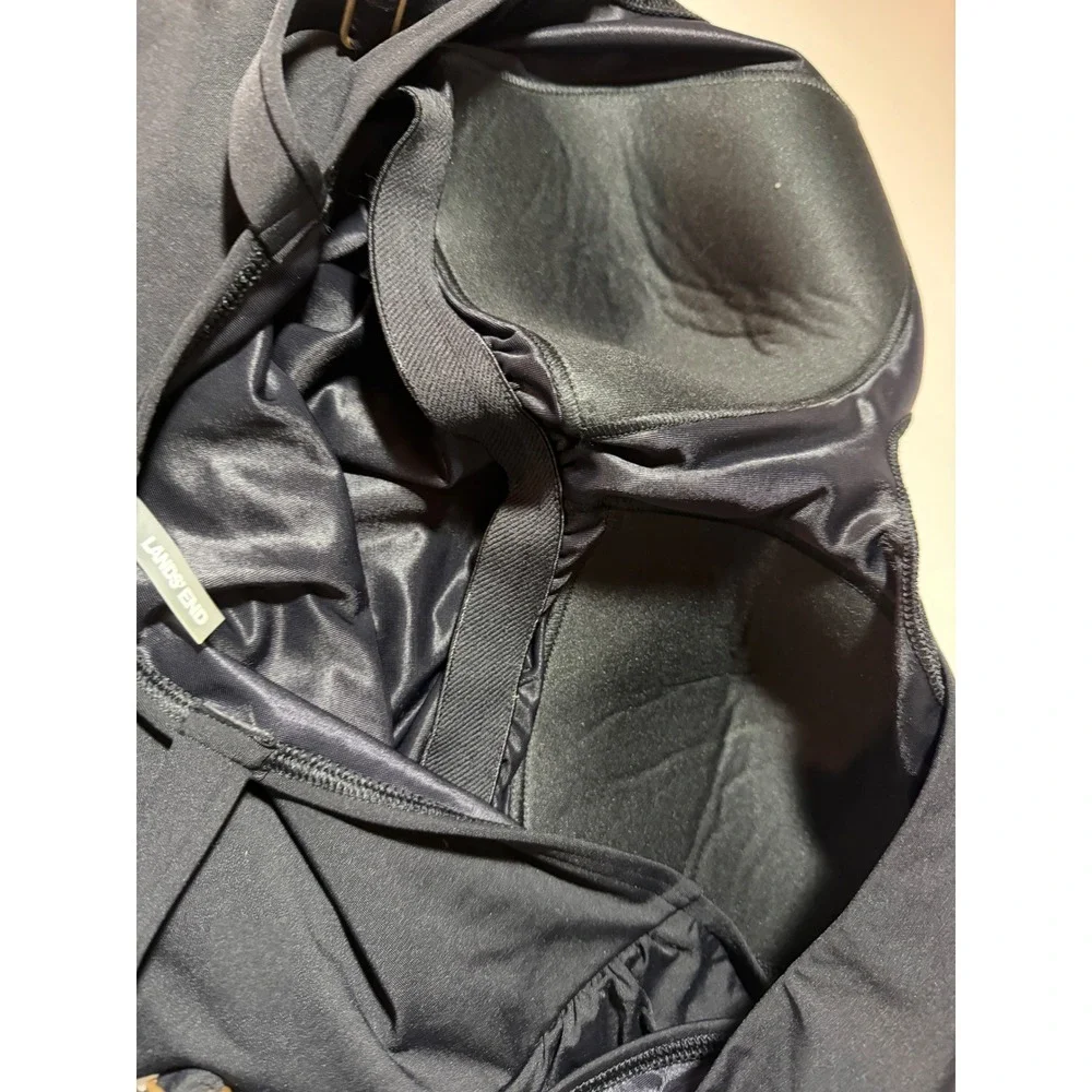 Lands End Womens Black Twist Front V-Neck One Piece Swimsuit Size 20W RN 62830 - Picture 3 of 10